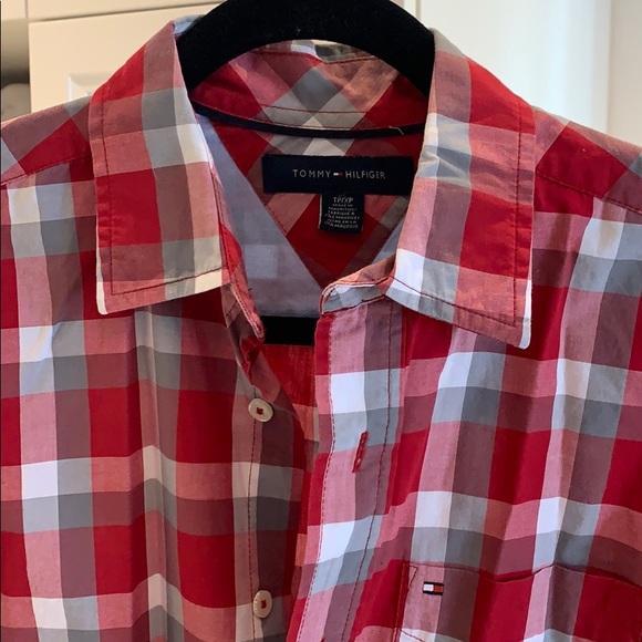 Tommy Hilfiger shirt - Picture 1 of 5